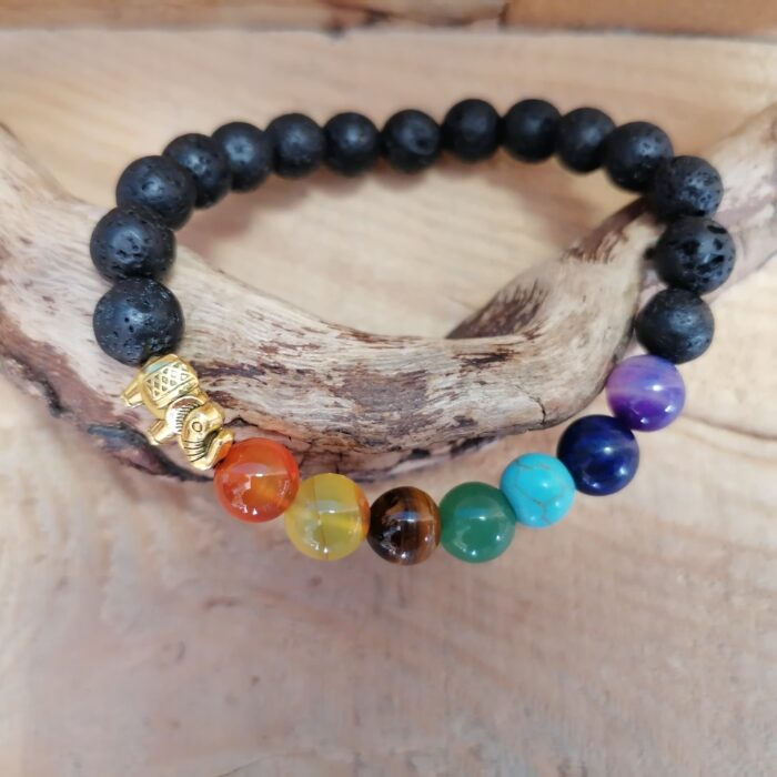 Bracelet en pierre de lave et 7 chakras