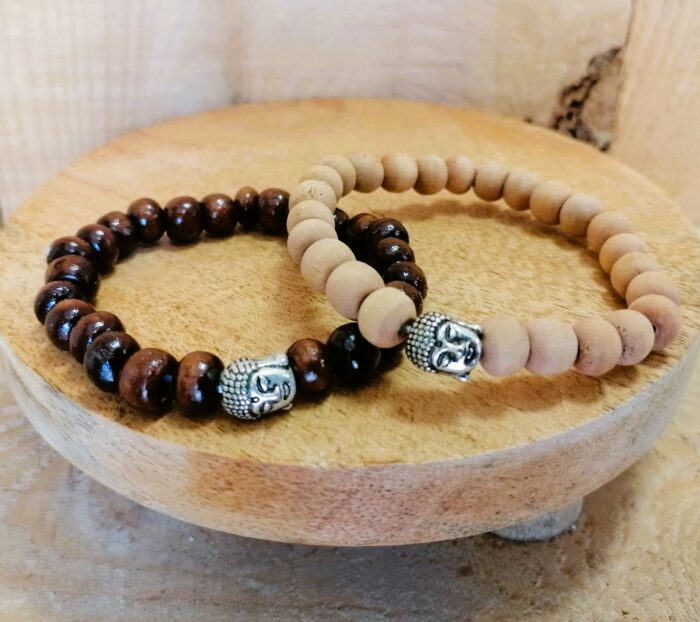 Bracelet en bois avec bouddha